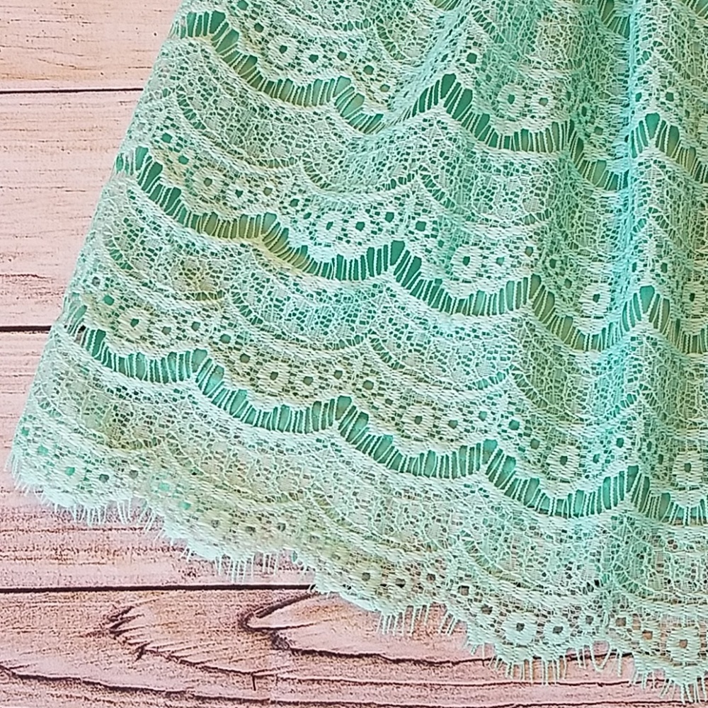 Beautiful Mint Green Lace Spring Dress Sz Medium - Picture 3 of 8
